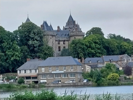 Les trésors cachés de Combourg à bicyclette