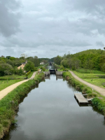 L'eau rigole au canal