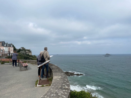 Dinard, Silence on tourne...