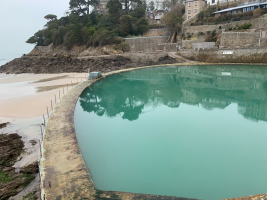 Dinard, Silence on tourne...